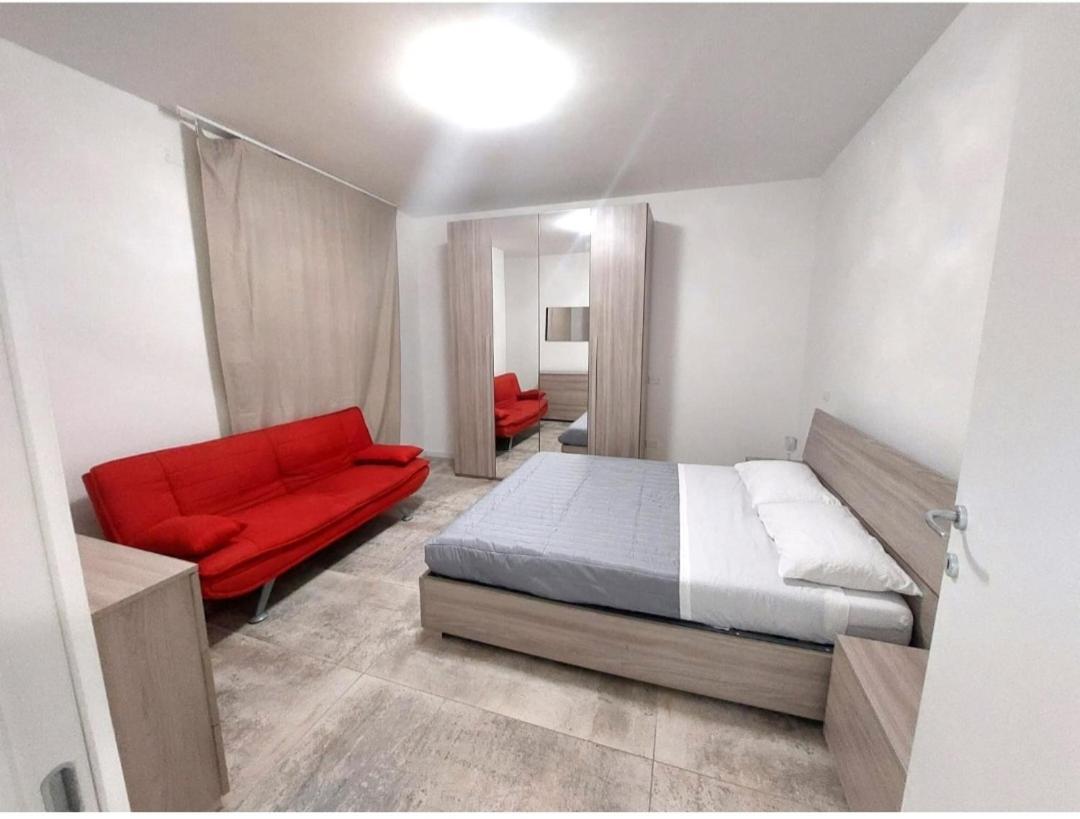 Sweet Mira Apartment Luaran gambar