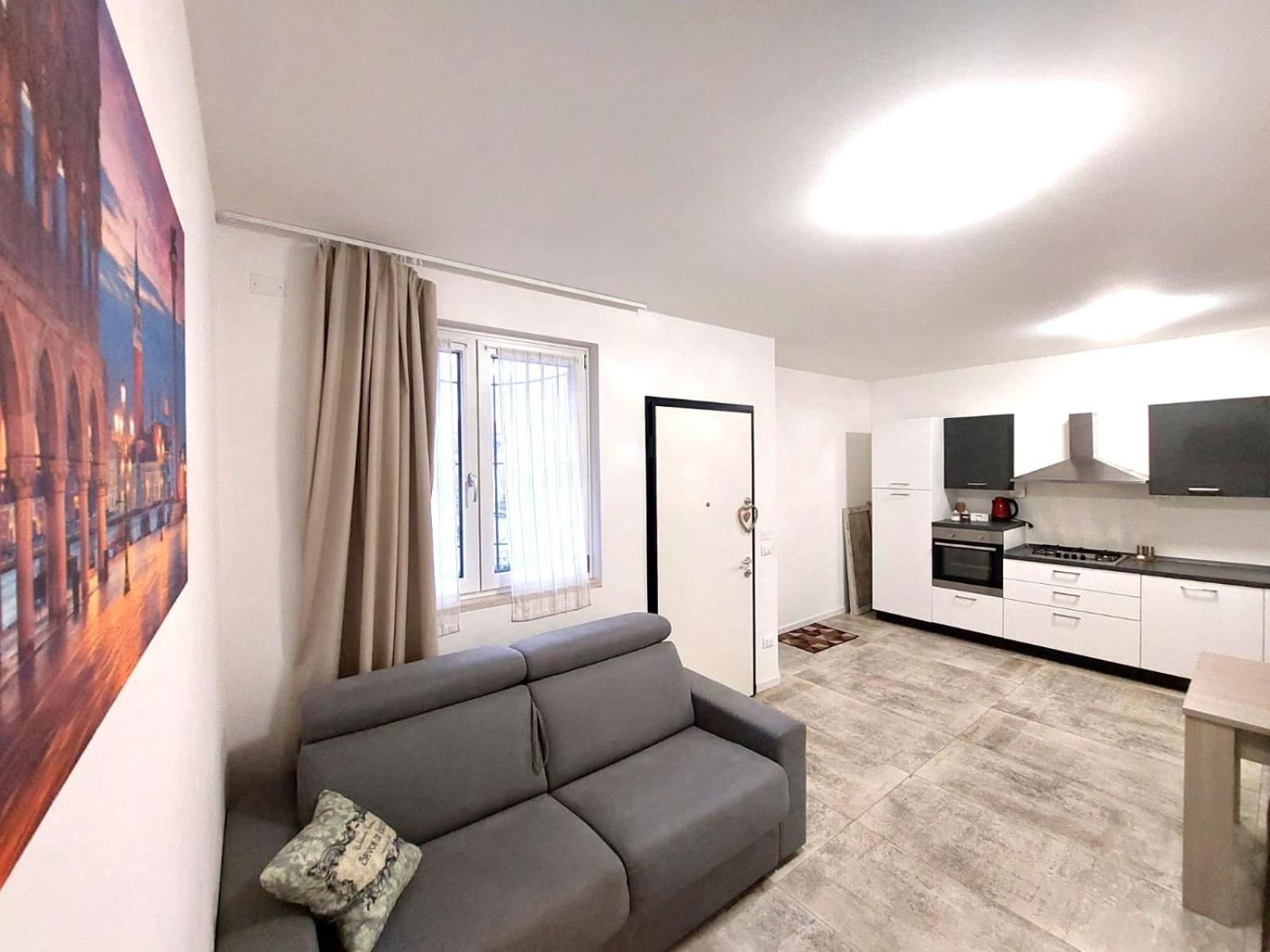 Sweet Mira Apartment Luaran gambar